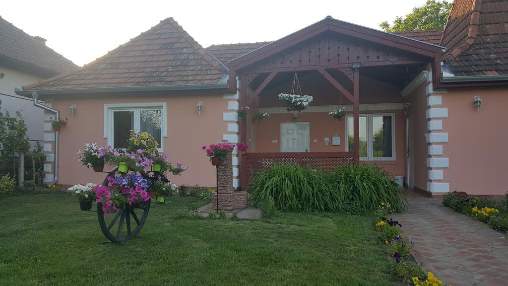 Villa Sunset Palić Eksteriør bilde