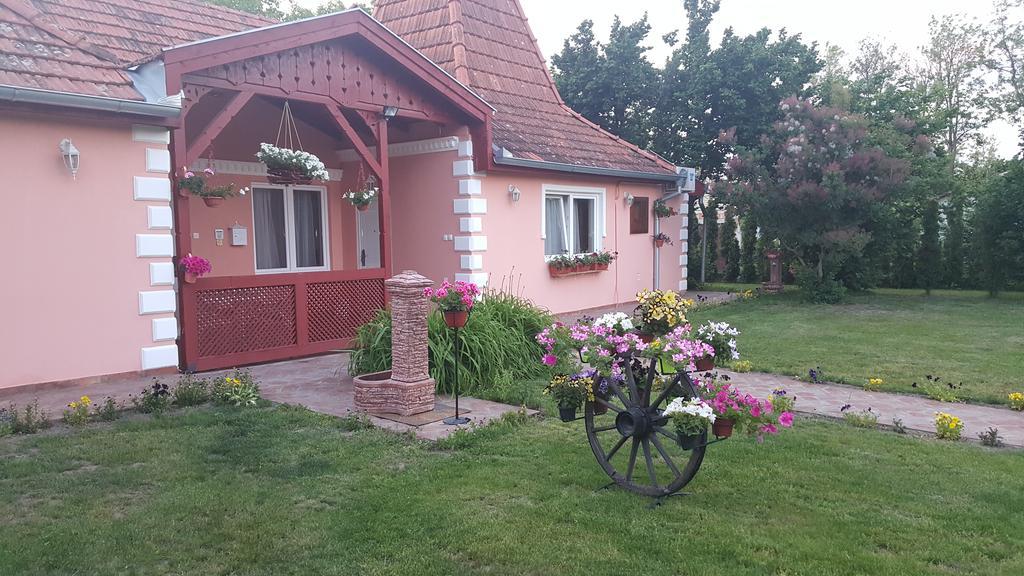 Villa Sunset Palić Eksteriør bilde